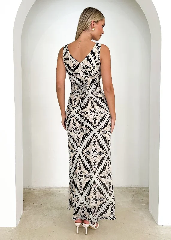 atwood-maxi-dress-black-paisley