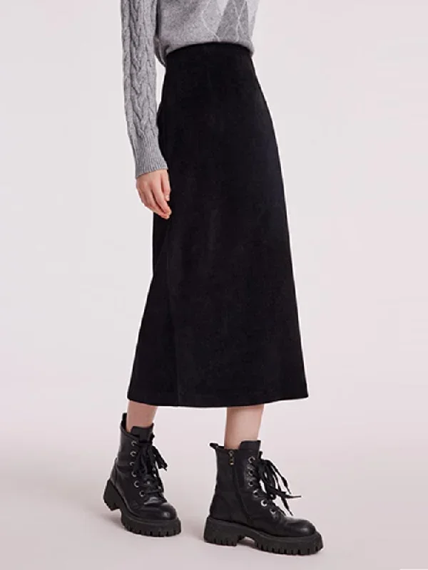 black-straight-knitted-slit-skirt-1bsj2d020