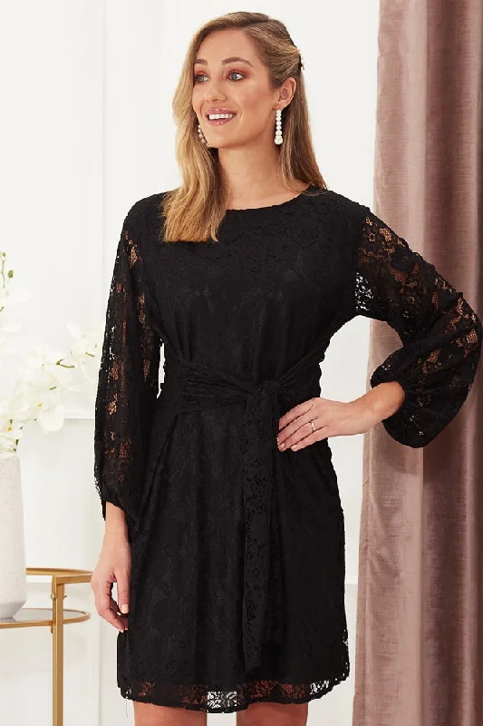 eveleigh-lace-dress-in-black