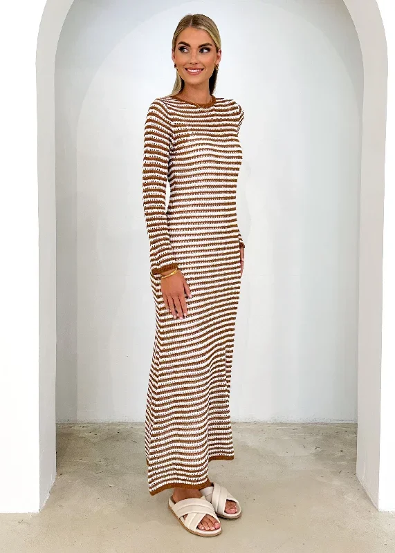 kralta-knit-maxi-dress-caramel-stripe