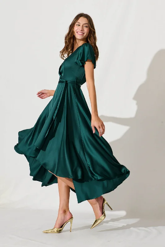 loulou-maxi-dress-in-emerald-satin