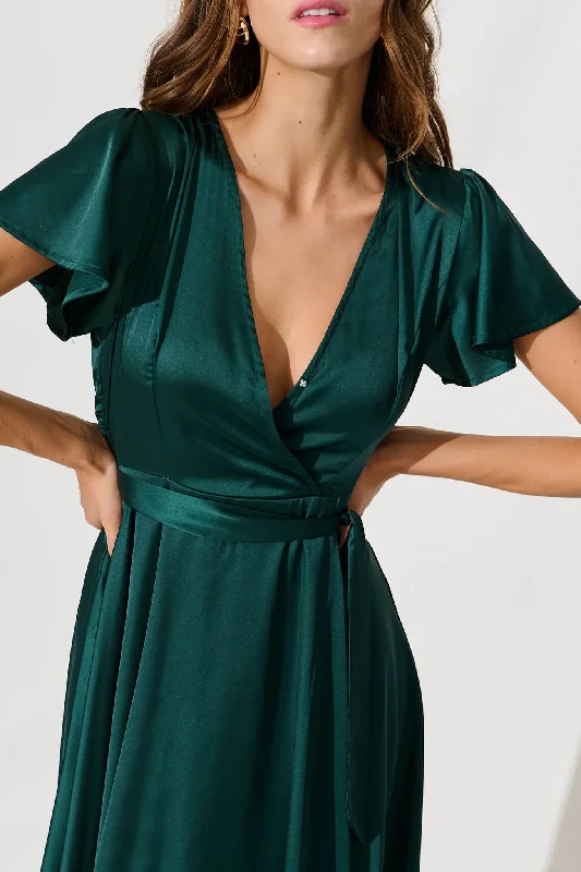 loulou-maxi-dress-in-emerald-satin