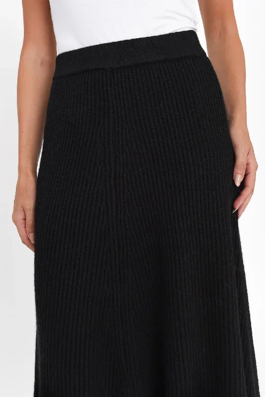 roshni-black-knit-maxi-skirt