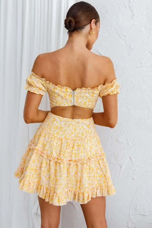 run-the-world-off-shoulder-mini-dress-floral-yellow