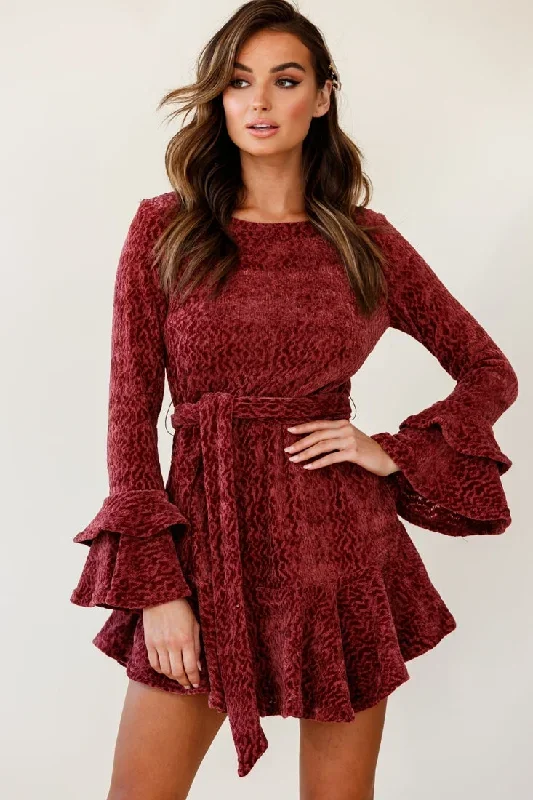 saphira-long-sleeve-fluted-hem-knit-dress-rose