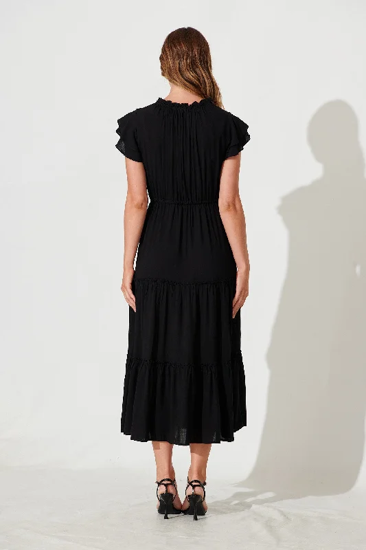 valentine-midi-dress-in-black