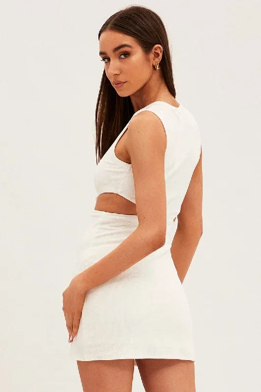 white-mini-dress-sleeveless-round-neck-cut-out-dd2458-81pb